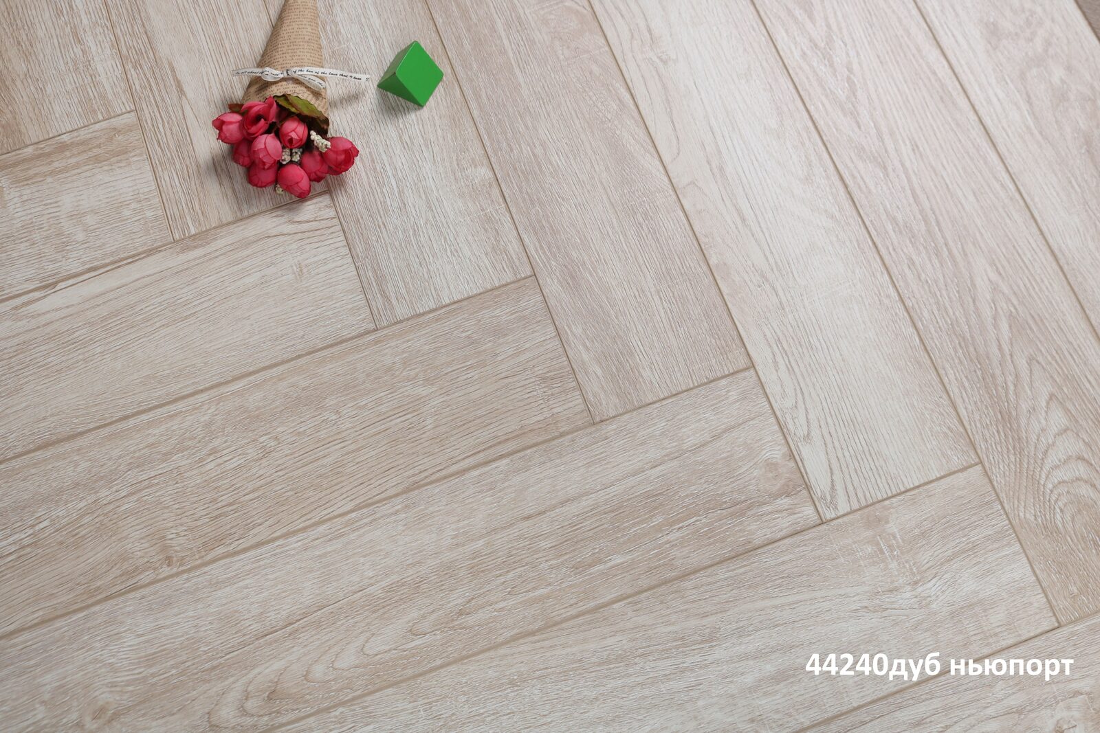 Ламинат kronparket Herringbone 44222 дуб Марсель