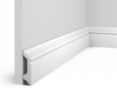 Напольный плинтус HIWOOD B78