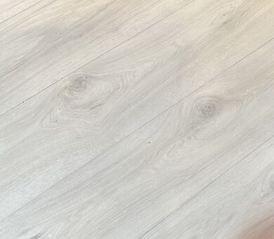 Ламинат Quick Step Impressive IM8465 Дуб Зимний 32 класс 8 мм