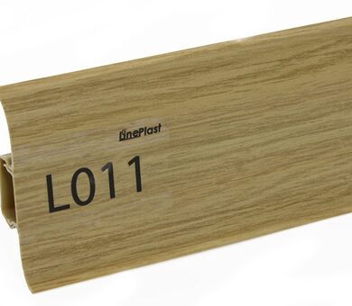 Напольный плинтус LinePlast L011 Дуб светлый