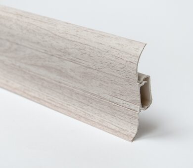 Напольный плинтус LinePlast L046 Ясень светлый