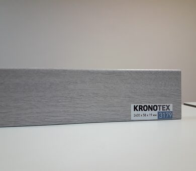 Плинтус Kronotex KTEX1 D3179 Дуб Эверест белый