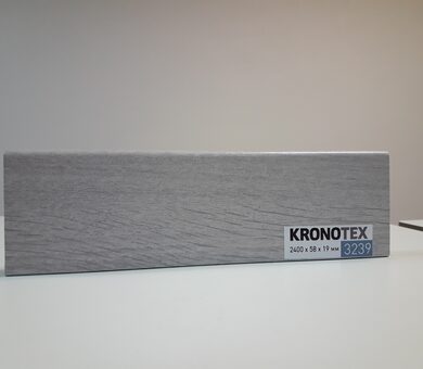 Плинтус Kronotex KTEX1 D3239 Дуб Престиж белый