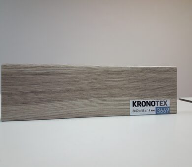 Плинтус Kronotex KTEX1 D3669 Дуб Макро бежевый