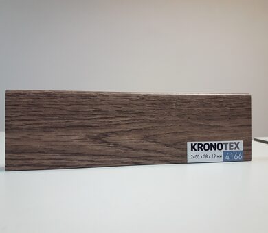 Плинтус Kronotex KTEX1 D4166 Дуб Престиж натуральный