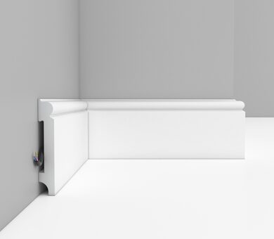 Плинтус напольный DECOMASTER A023