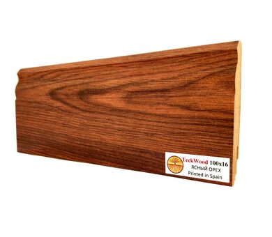 Плинтус Teckwood Цветной Ясный Орех