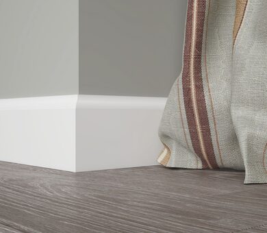 Плинтус Ultrawood BASE 0001